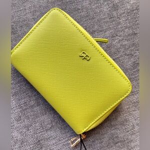 New Parfois Chartreuse Wallet